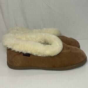 Red Wing Women’s Size 12 Chestnut Juliet 100% sheepskin Fleece Lining Slippers
